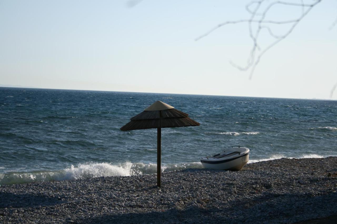 Nafpaktos Cottage By The Sea For Travelers And Dreamers! Екстериор снимка