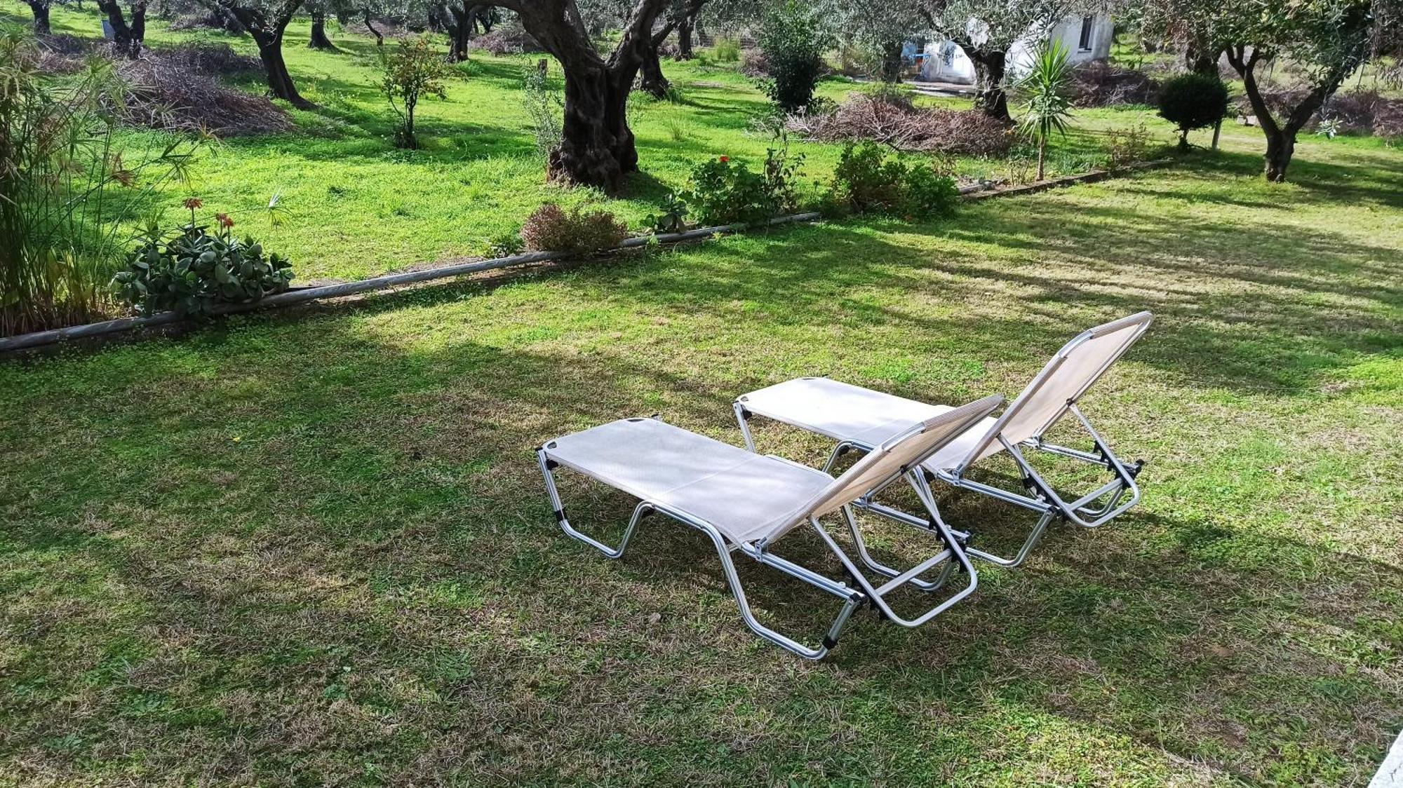 Nafpaktos Cottage By The Sea For Travelers And Dreamers! Екстериор снимка