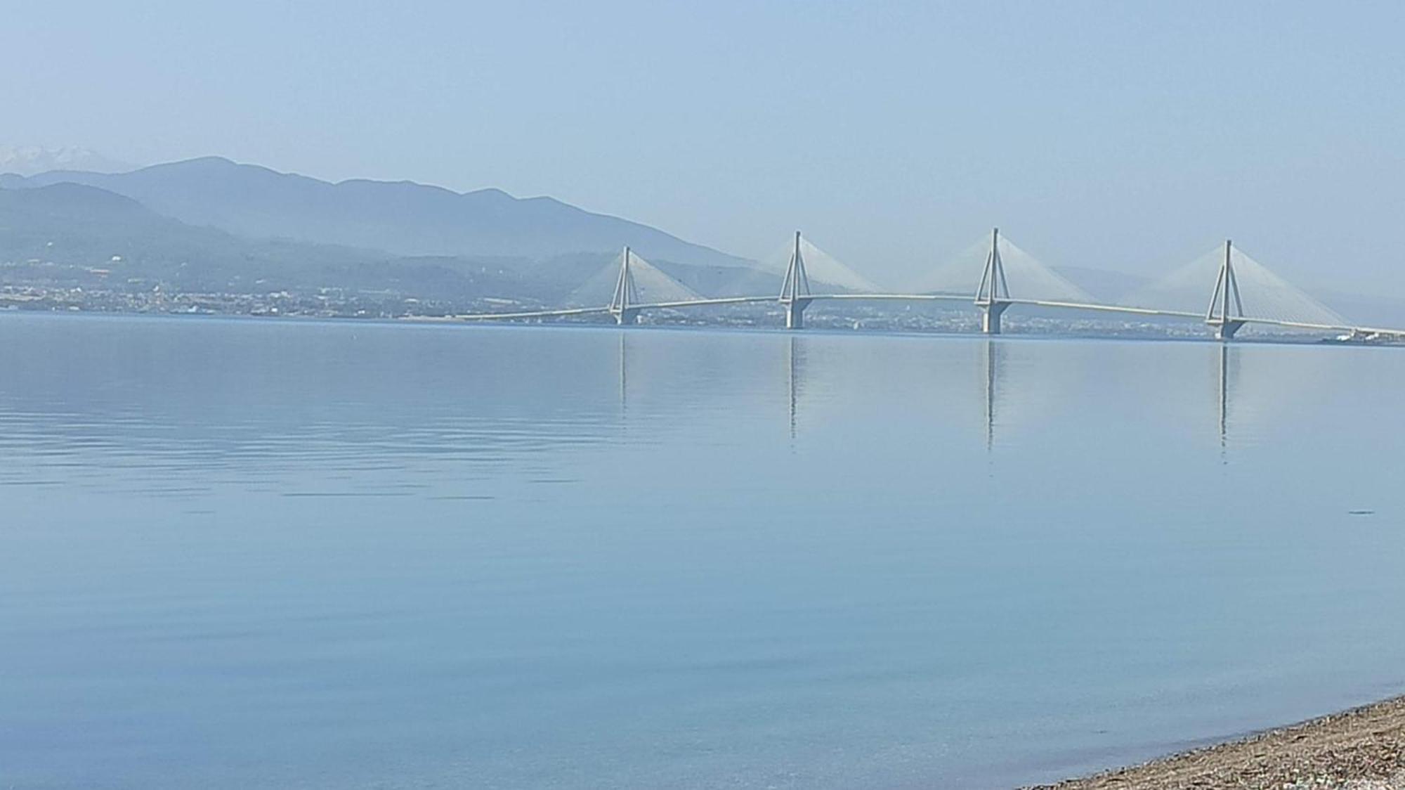 Nafpaktos Cottage By The Sea For Travelers And Dreamers! Екстериор снимка