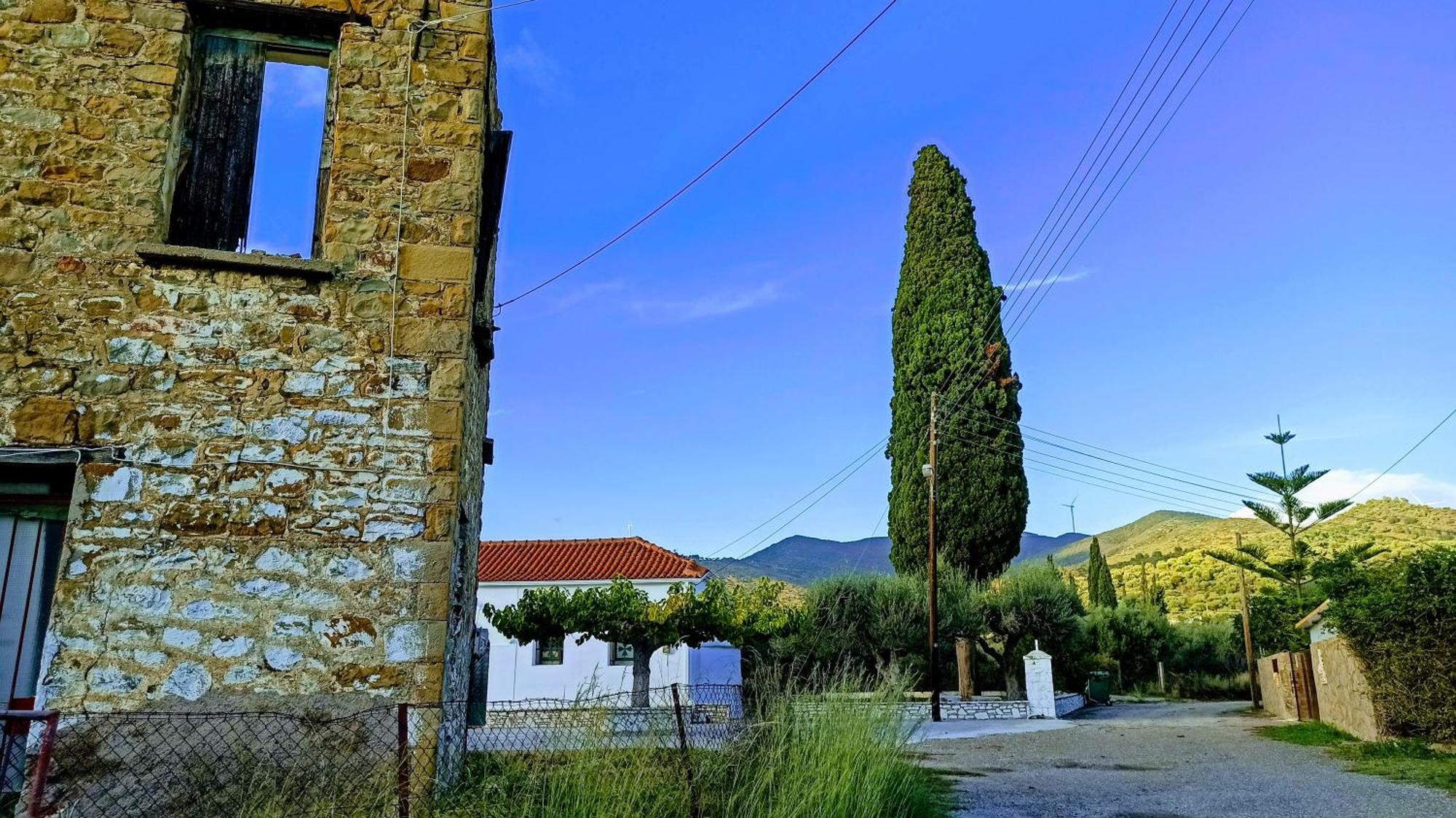 Nafpaktos Cottage By The Sea For Travelers And Dreamers! Екстериор снимка